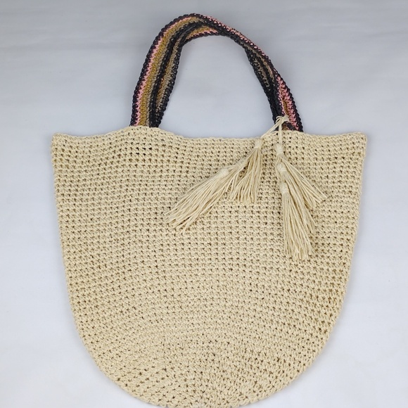Haute Hippie Style Handcrafted Tote Bag. - Picture 12 of 12